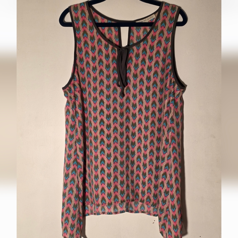 Daniel Rainn Vibrant Chevron Tank Top
